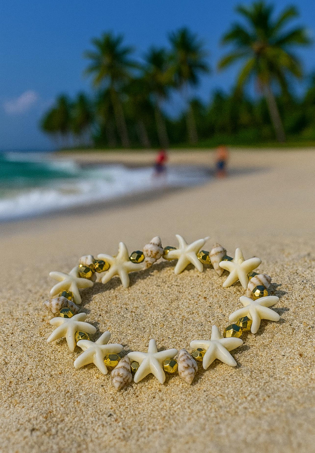 Shells and White Stars Bracelet with Gold Accent