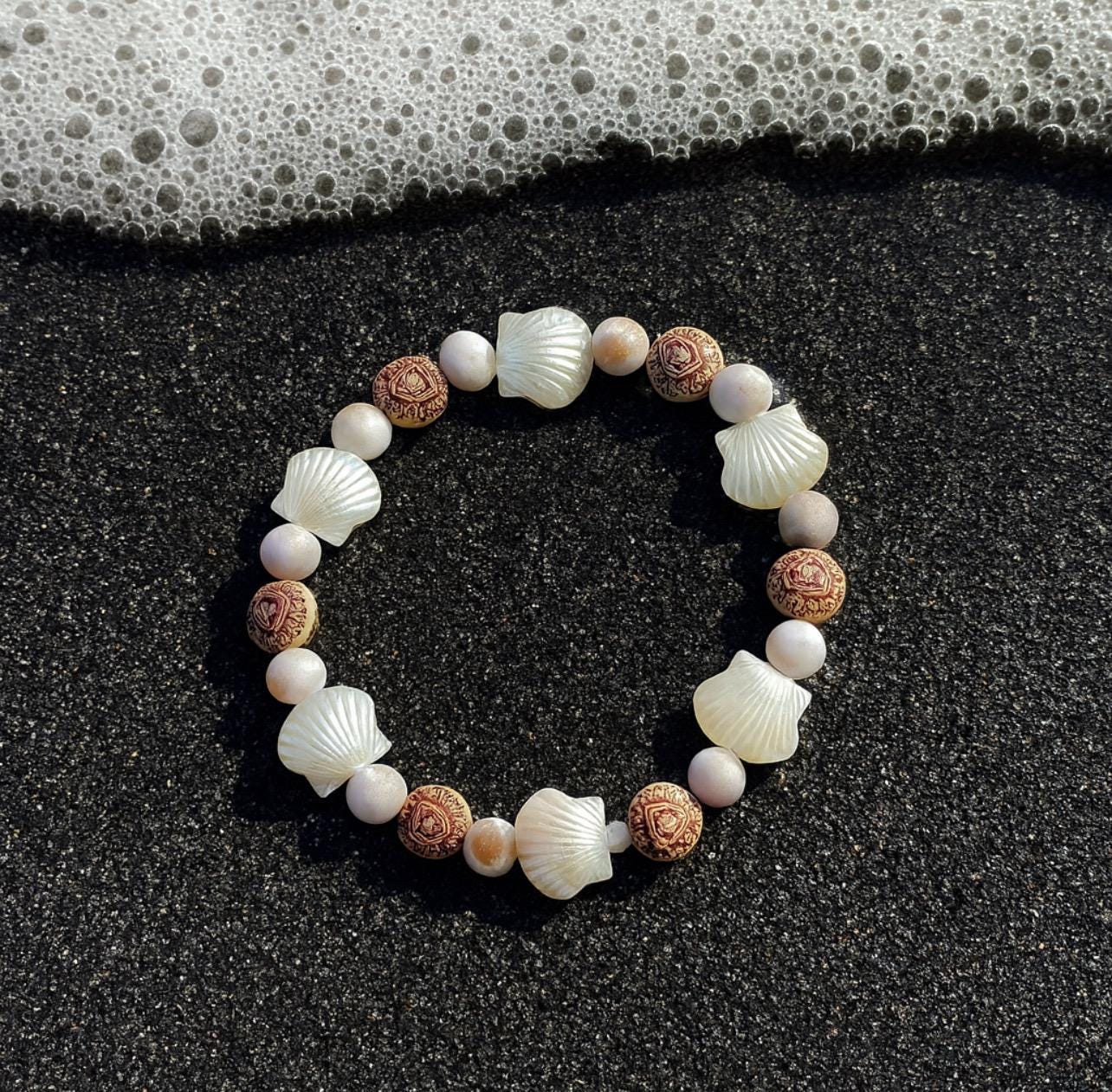 Fan Shell & Heart Beach Bracelet