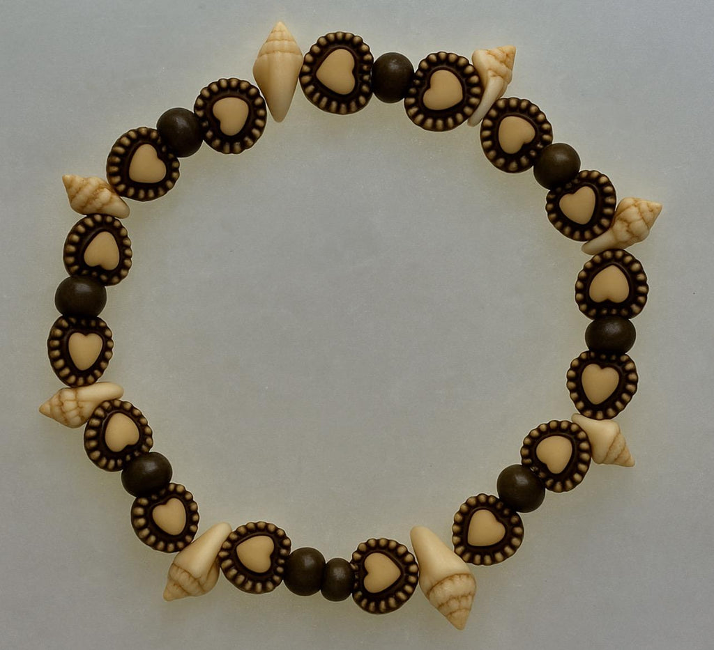 Seashell Beaded Bracelet: Beach Bliss Hearts and Shells