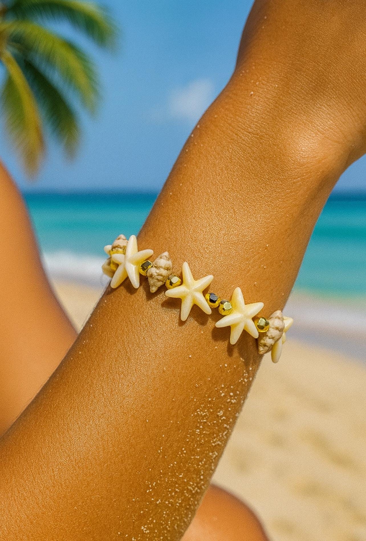 Shells and White Stars Bracelet with Gold Accent