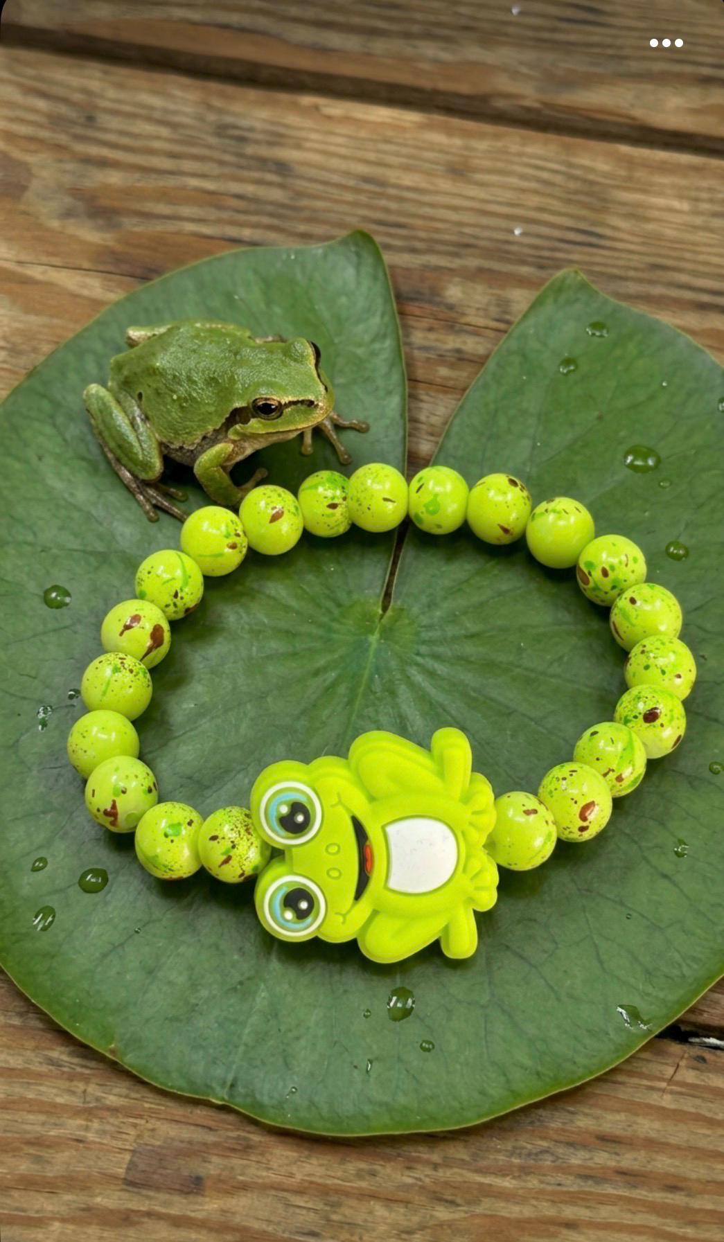 Frog Charm Bracelet – Fun Gift for Frog Lovers