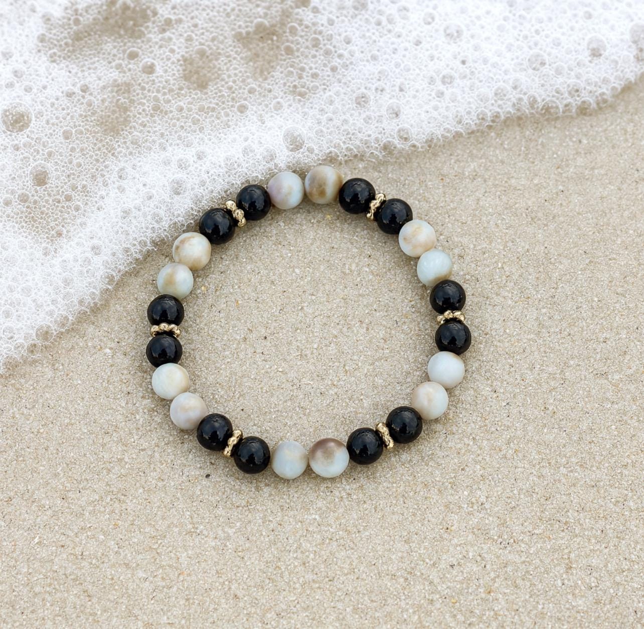 Beaded Beach Bracelet: Black Onyx and Mother of Pearl